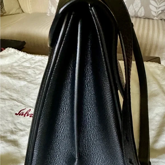 Salvatore Ferragamo Gancini Bag + scarf - Picture 10 of 16